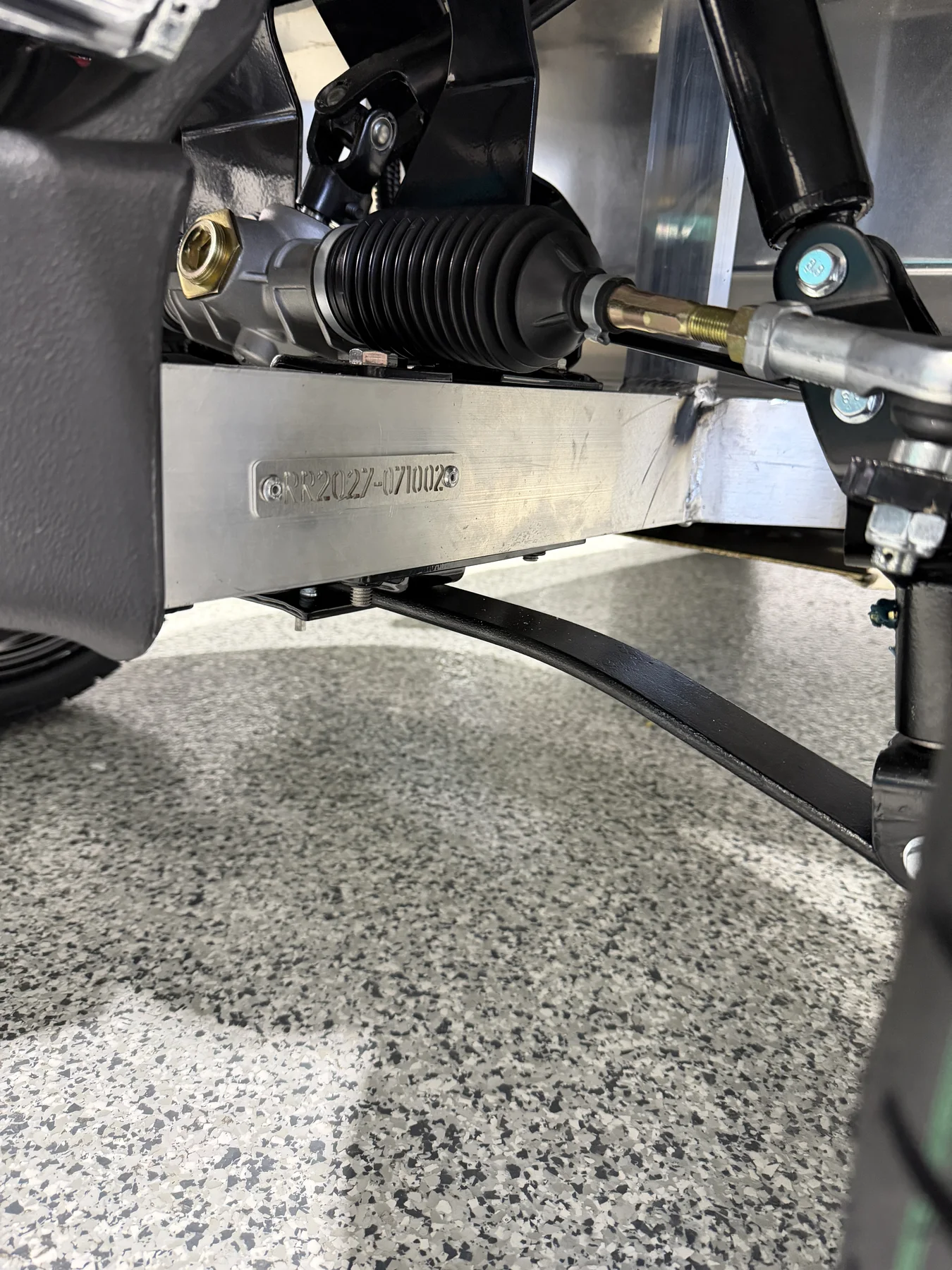 Rover Reserve aluminum main chassis rail and front suspension
