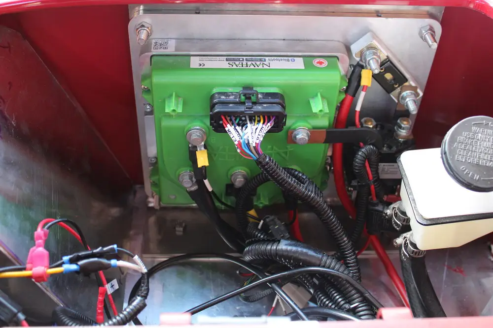 Navitas motor and controller